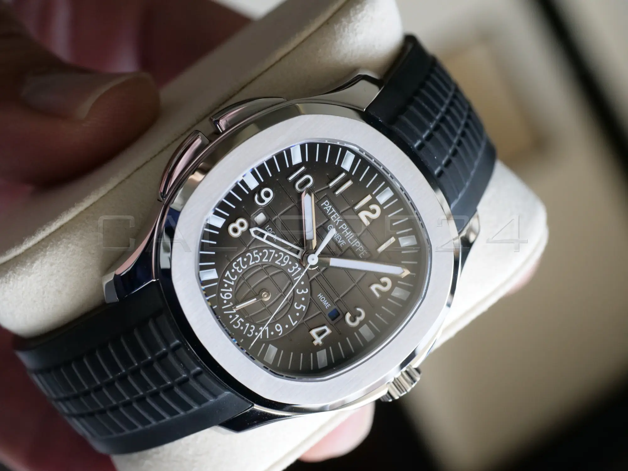 Patek Philippe Aquanaut Travel Time 5164A-001 2022 full set box papers serial hang tag Calibre24 Perth Australia