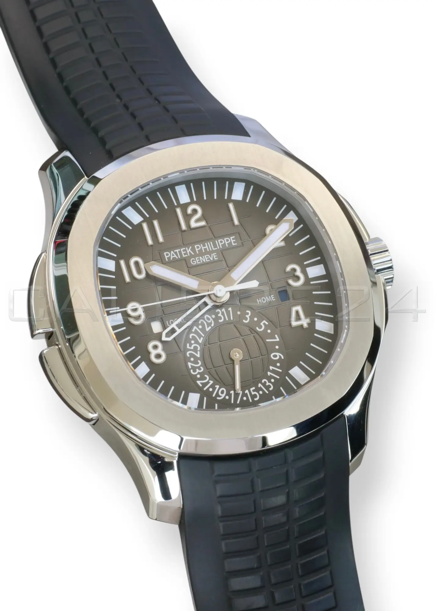 Patek Philippe Aquanaut Travel Time 5164A-001 steel black dial 2022 discontinued front view