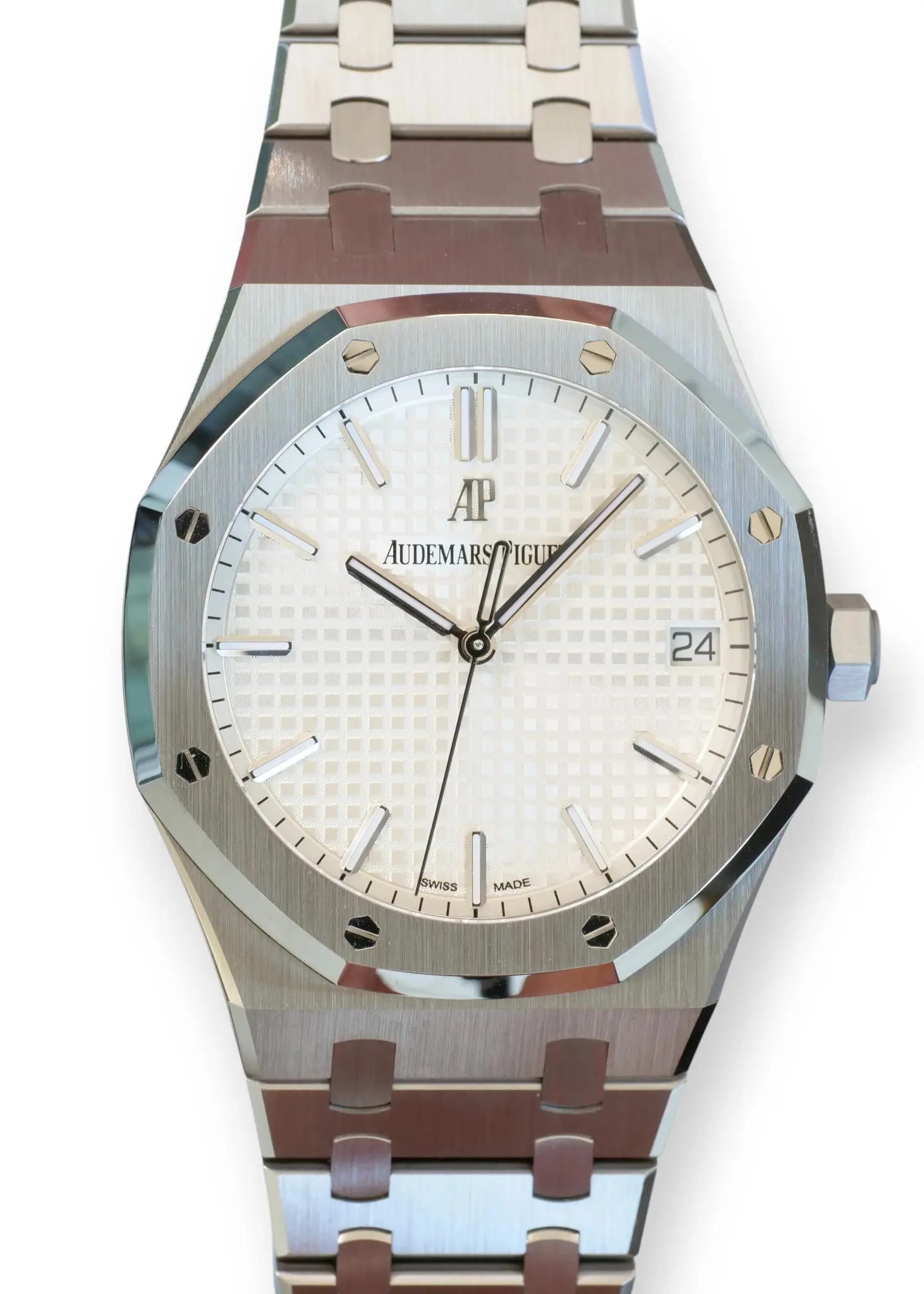 Audemars Piguet Royal Oak 41 Audemars Piguet Royal Oak 15500ST 2021 factory stickered Brand New full set with box and papers for sale at Calibre24 Luxury Watches Perth Australia