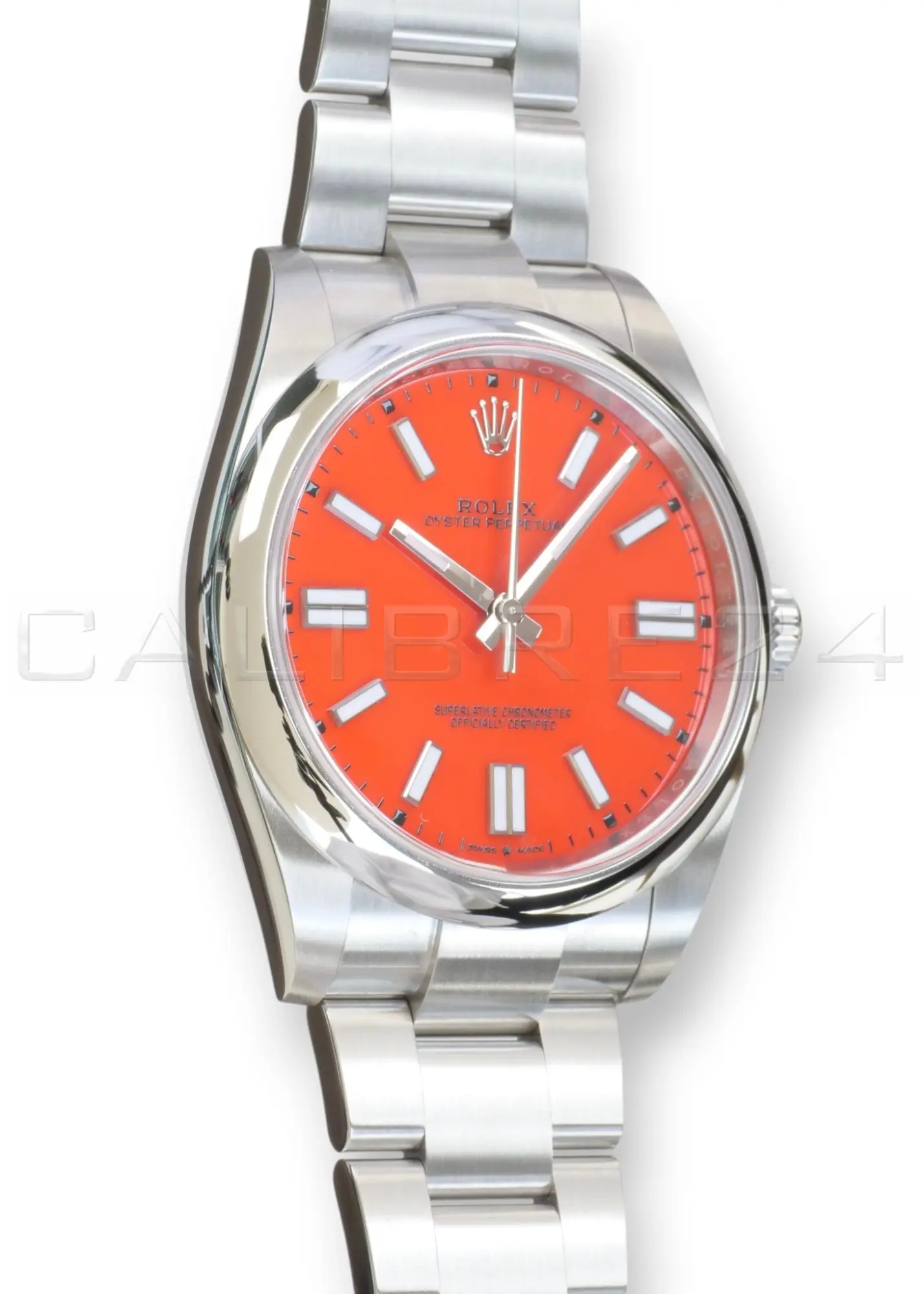 Rolex Oyster Perpetual 41 coral red 124300-0007 discontinued lacquer dial mint unpolished front view