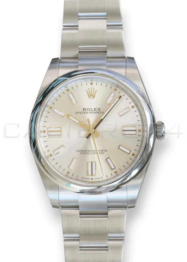 Rolex Oyster Perpetual 41 silver sunray dial 124300-0001 2023 mint Oystersteel front view