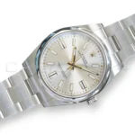 Rolex Oyster Perpetual 41 silver sunray dial 124300-0001 2023 mint Oystersteel front view