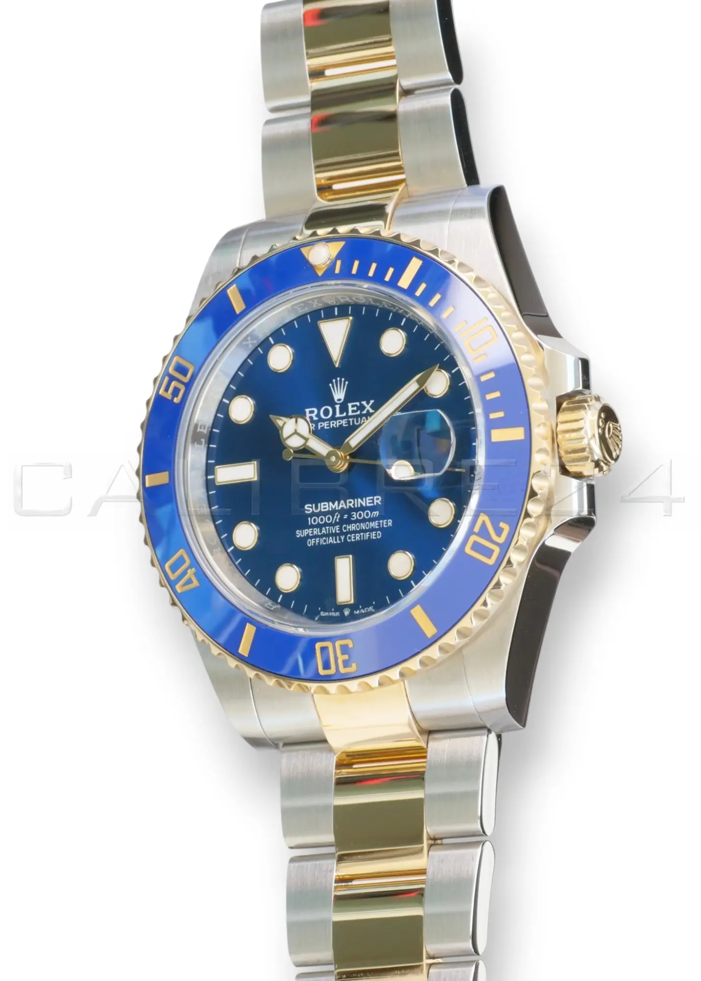 Rolex Submariner Date 41 Bluesy 126613LB yellow Rolesor blue dial blue bezel 2025 mint front view 41mm