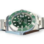 Rolex Submariner Hulk green Cerachrom bezel 60-minute graduation Maxi Case 40mm Oystersteel profil