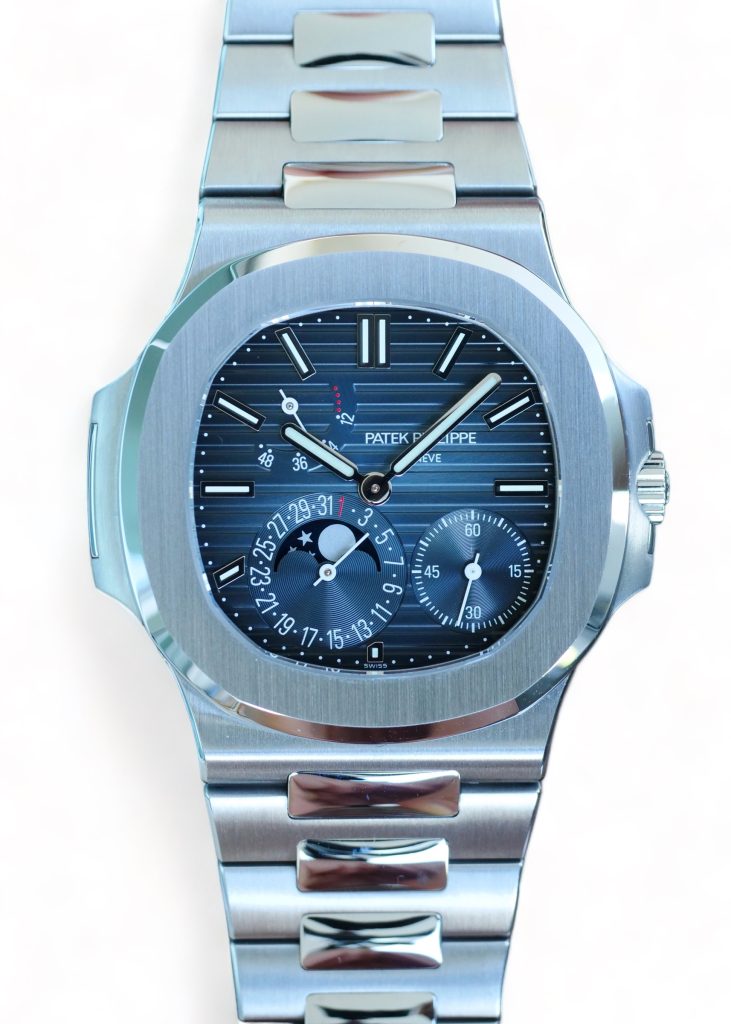 Patek Philippe Nautilus Moonphase Power reserve 5712 1A Full Set Calibre24 Luxury Watches