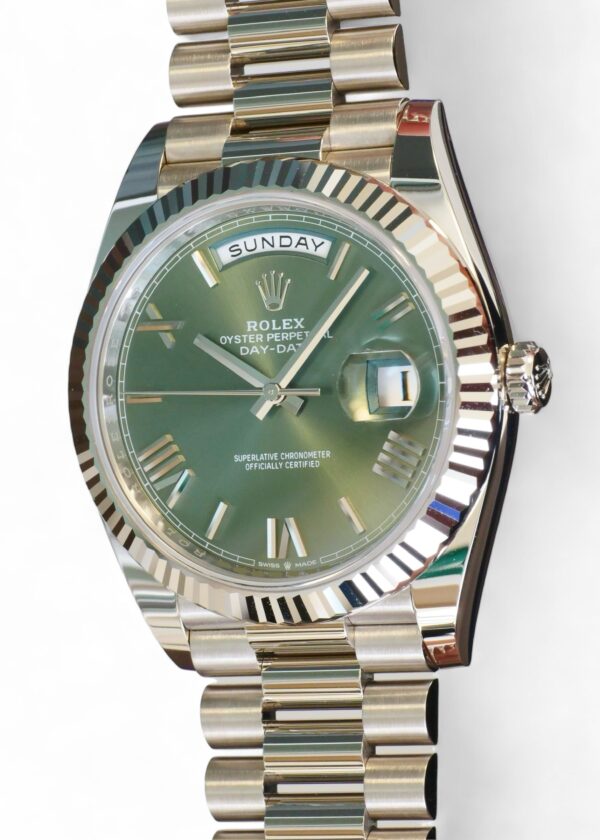 Olive green dial rolex hotsell