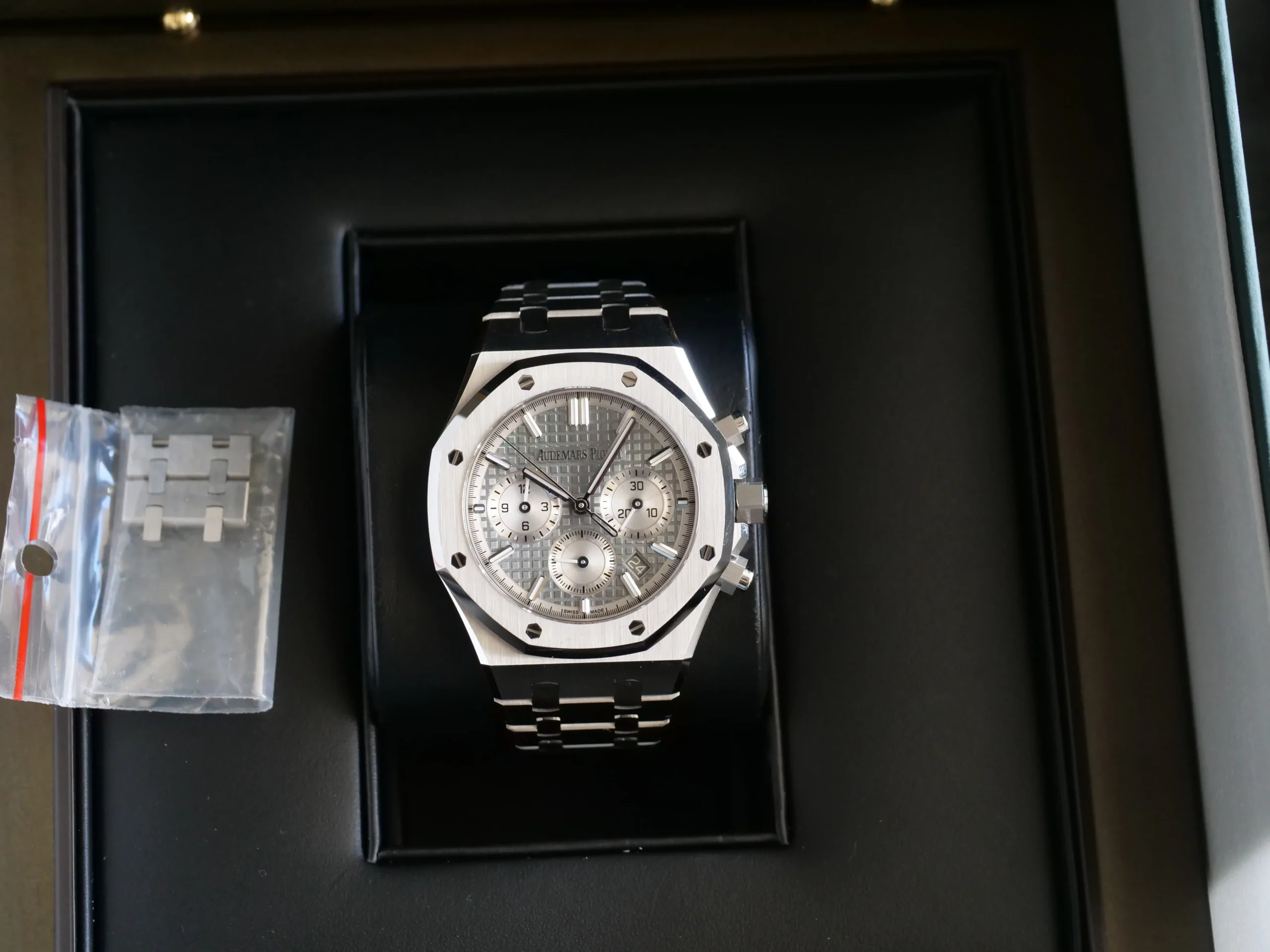 Audemars Piguet Royal Oak Chronograph 26715ST Mint Like New Condition 2024 full set with box and papers for sale at Calibre24 Luxury Watches Perth Australia