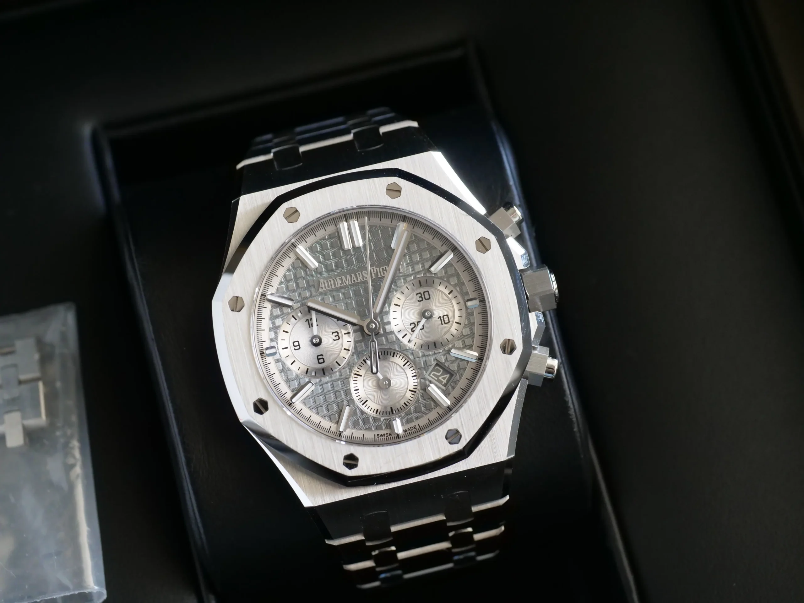 Audemars Piguet Royal Oak Chronograph 26715ST Mint Like New Condition 2024 full set with box and papers for sale at Calibre24 Luxury Watches Perth Australia