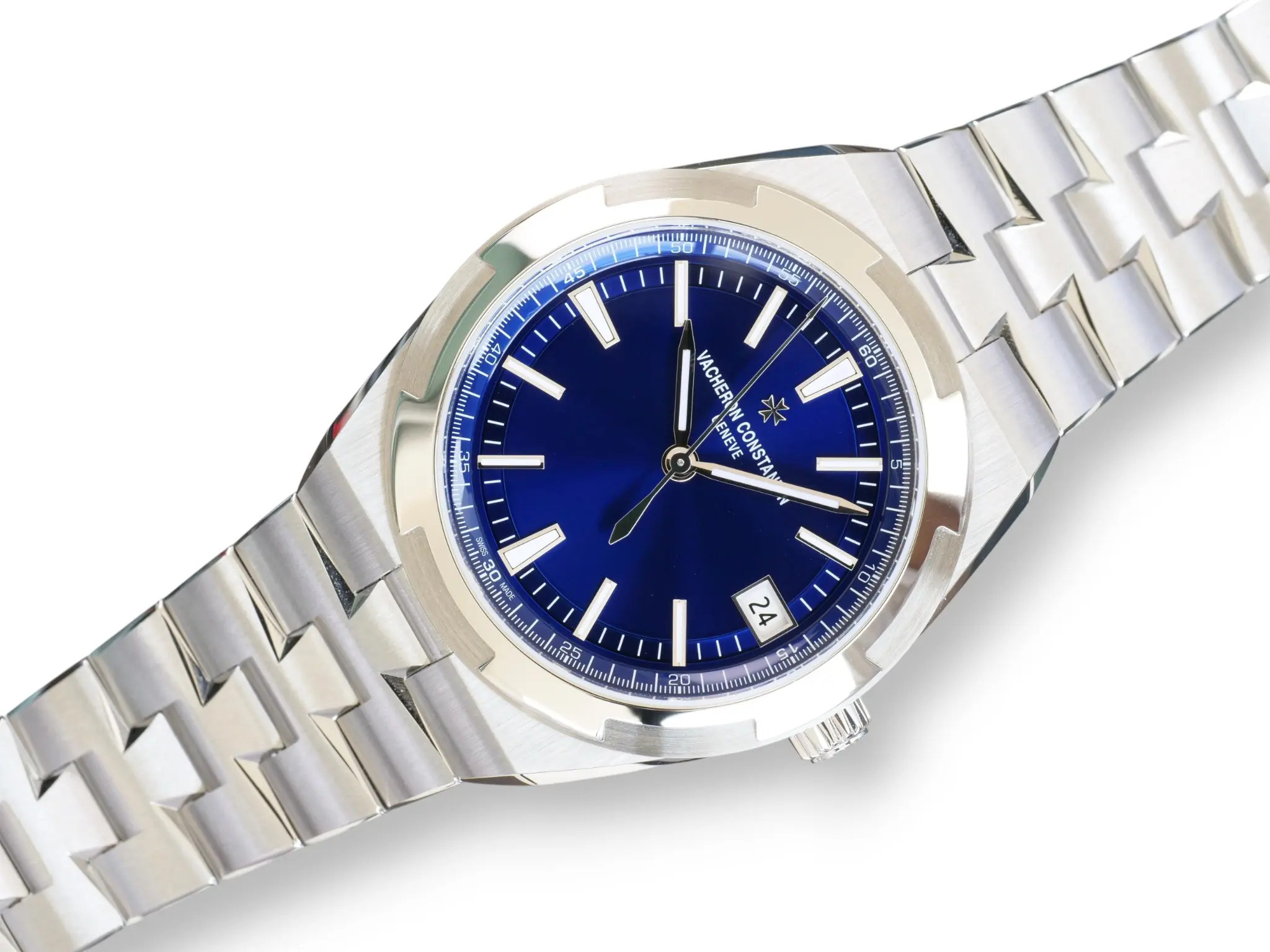 Vacheron Constantin Overseas 4520V Blue Dial Mint & Like New Condition full set with box and papers for sale at Calibre24 Luxury Watches Perth Australia