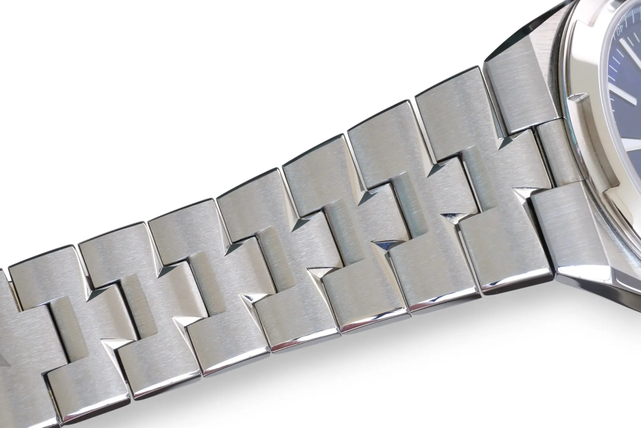 Vacheron Constantin Overseas 4520V Blue Dial Mint & Like New Condition full set with box and papers for sale at Calibre24 Luxury Watches Perth Australia