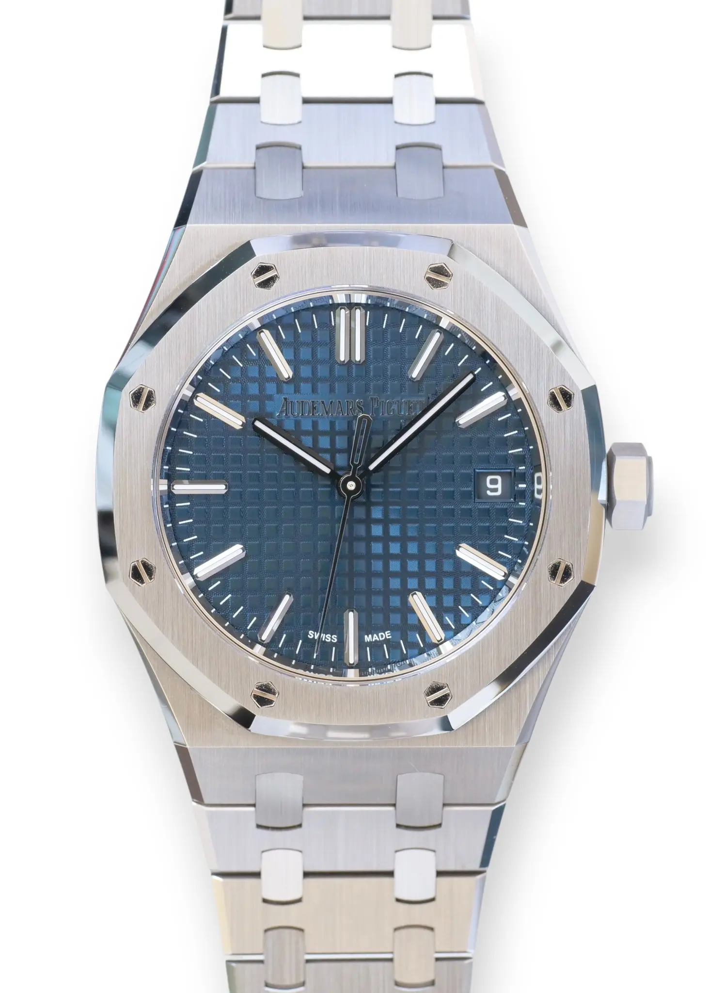 Audemars Piguet Royal Oak 15550ST Blue Dial 37mm 2024 Like-new condition full set with box and papers for sale at Calibre24 Luxury Watches Perth Australia