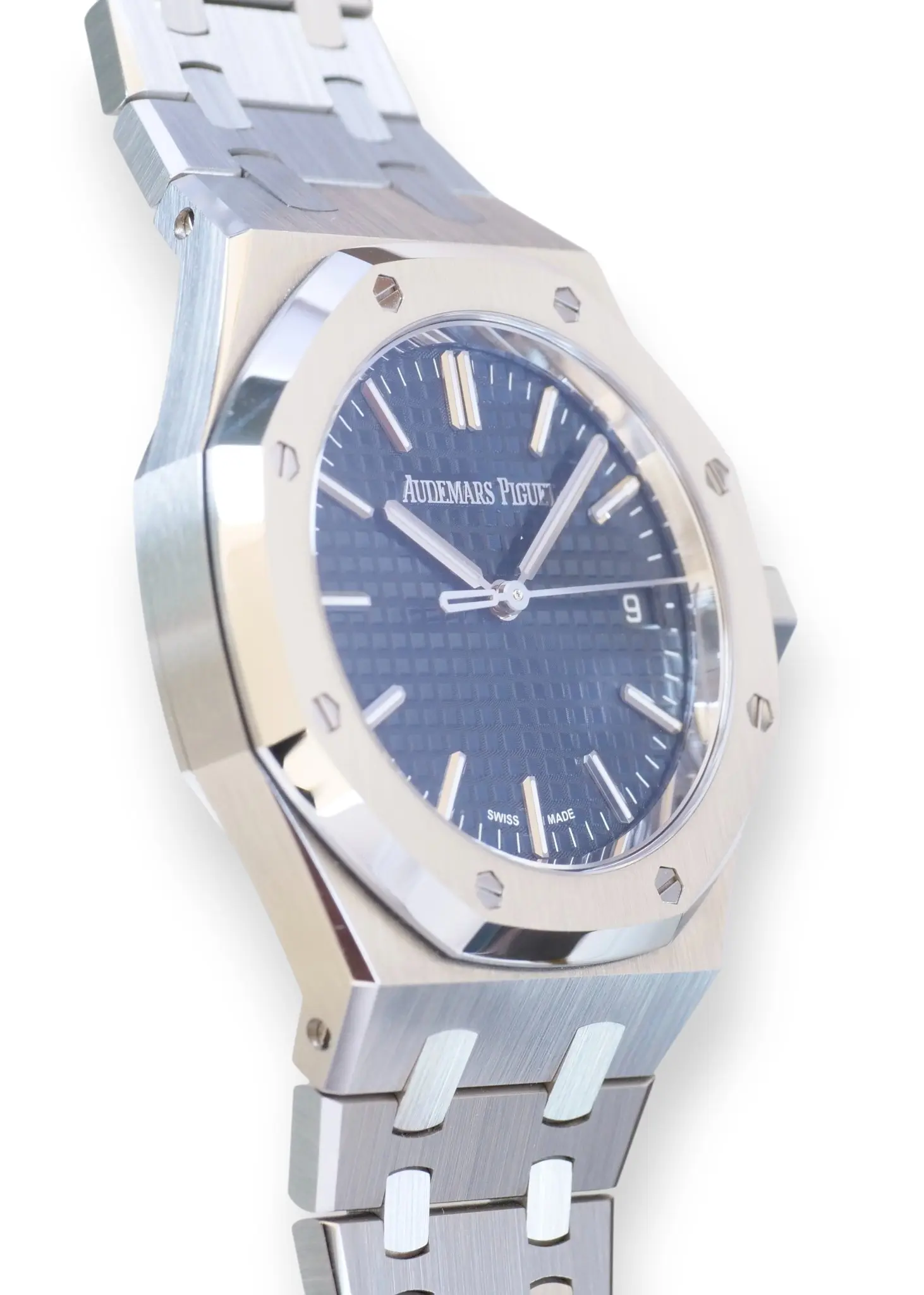 Audemars Piguet Royal Oak 15550ST Blue Dial 37mm 2024 Like-new condition full set with box and papers for sale at Calibre24 Luxury Watches Perth Australia