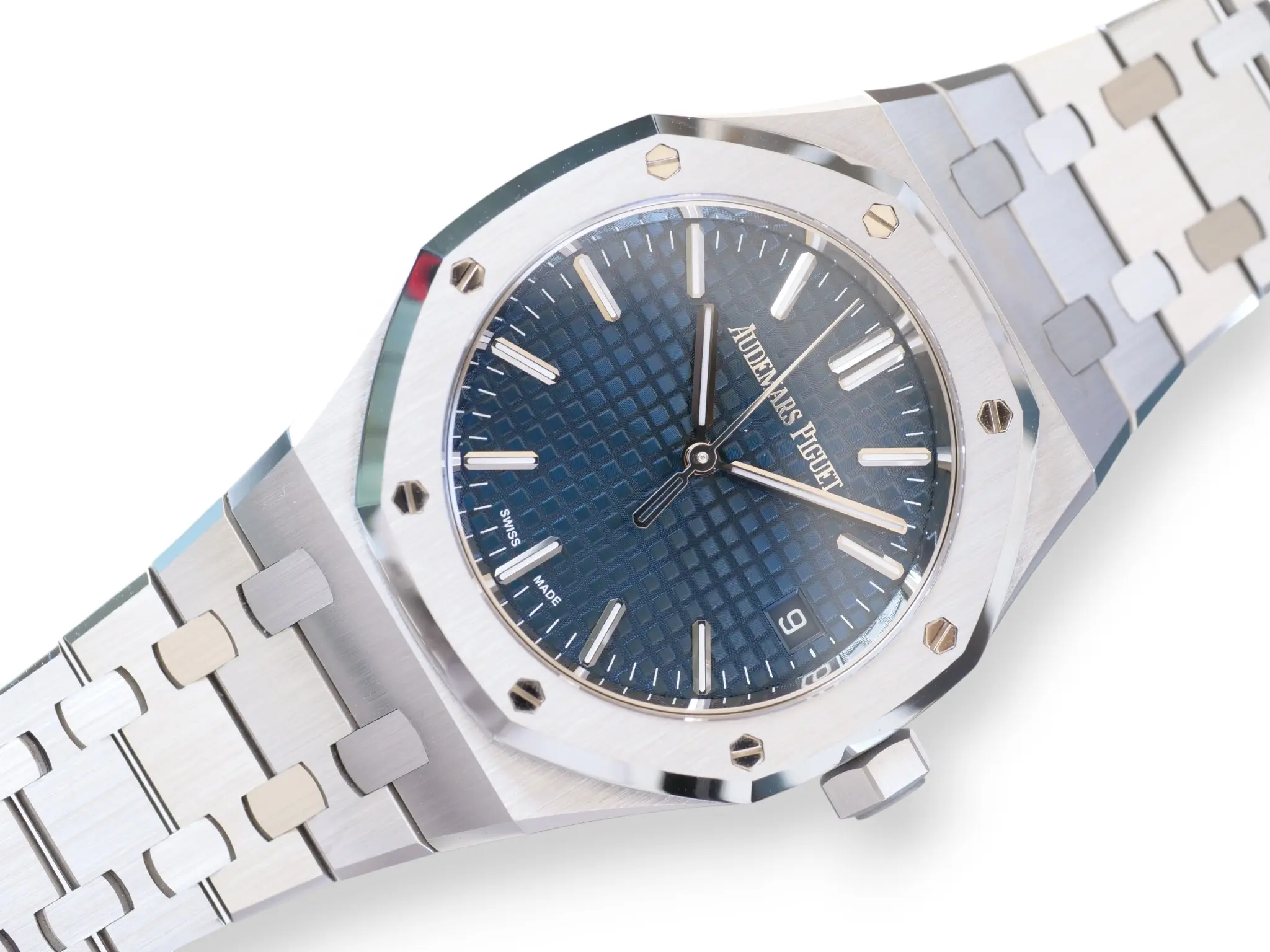 Audemars Piguet Royal Oak 15550ST Blue Dial 37mm 2024 Like-new condition full set with box and papers for sale at Calibre24 Luxury Watches Perth Australia