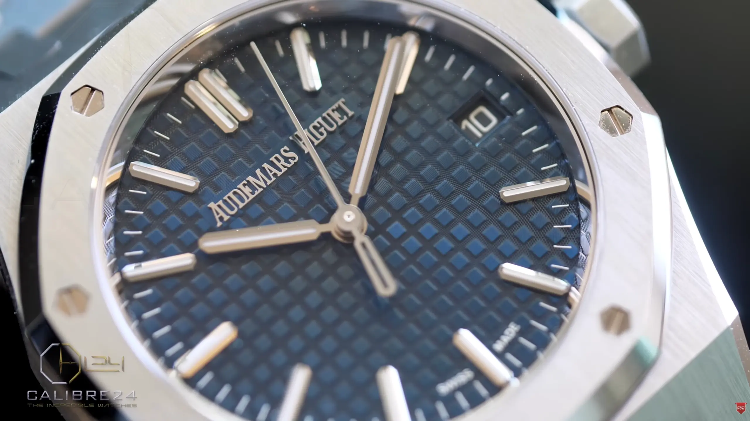 Audemars Piguet 15550ST Review at Calibre24 Luxury Watches Perth Australia 01