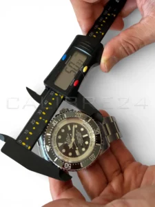 Rolex Deepsea Challenge 126067 dimensions Calibre24 review and comparison Rolex Submariner vs Rolex Sea Dweller vs Rolex Deep Sea James Cameron vs Rolex Deepsea Challenge 02