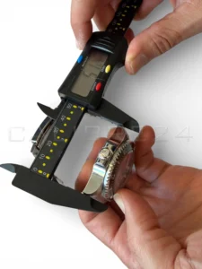 Rolex Deepsea D-Blue James Cameron 126660 dimensions Calibre24 review and comparison Rolex Submariner vs Rolex Sea Dweller vs Rolex Deep Sea James Cameron vs Rolex Deepsea Challenge 02