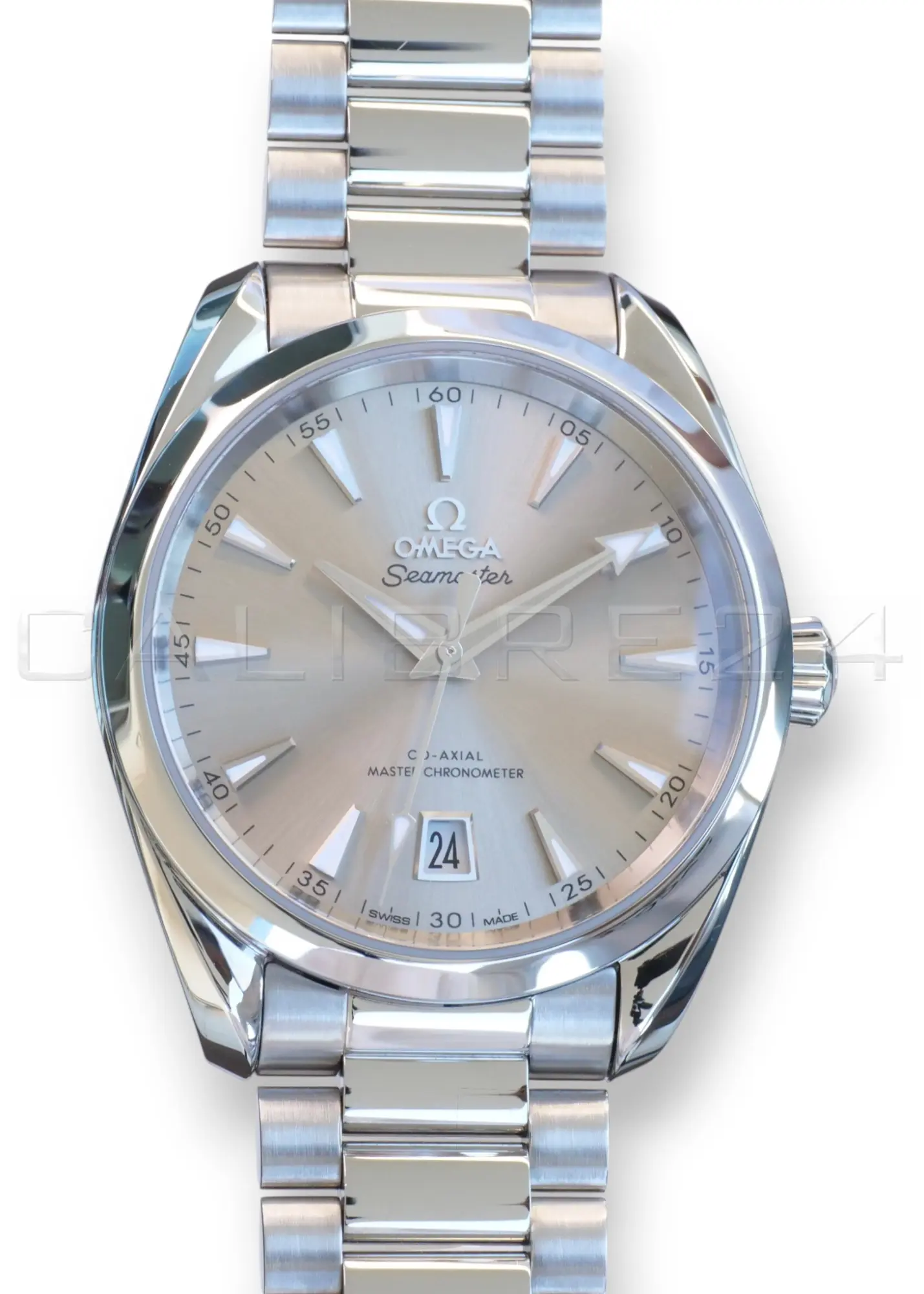 Omega Seamaster Aqua Terra Shades Sandstone Dial 220.10.38.20.09.001