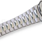 Patek Philippe 5711/1A-010 integrated bracelet fold-over deployant clasp horizontal brushed links