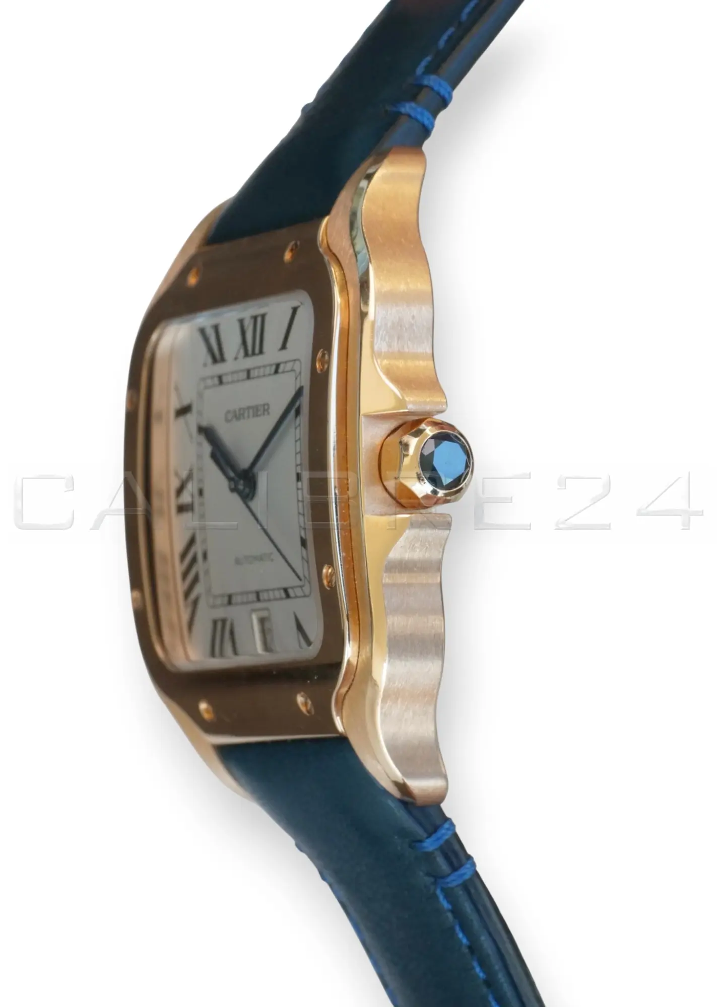 Cartier Santos de Cartier WGSA0019 7-sided rose gold crown blue sapphire faceted profile detai