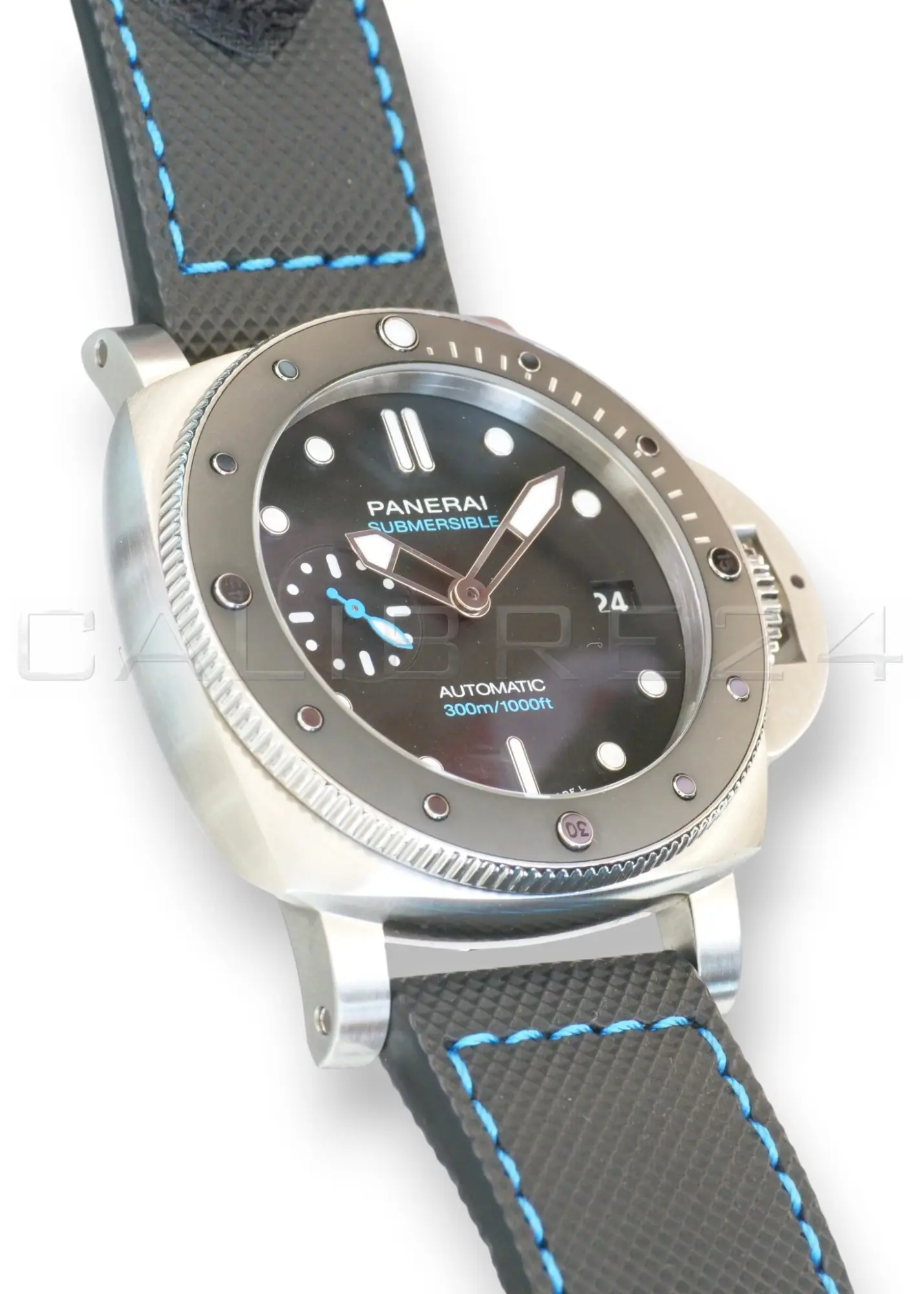 Panerai Submersible PAM01683 42mm stainless steel black ceramic bezel black dial 2022 mint front view