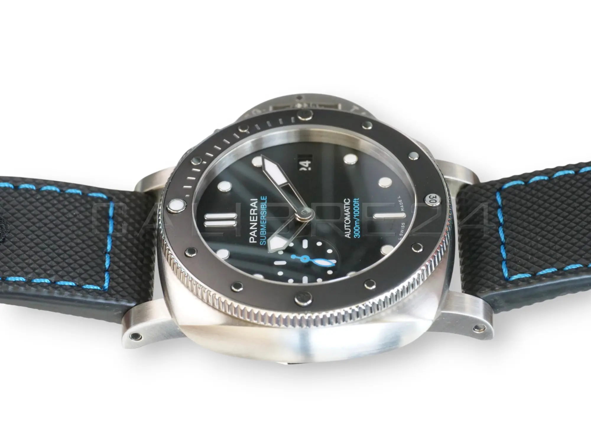 Panerai Submersible PAM01683 2022 mint full set box papers warranty 2030 Calibre24 Perth Australia