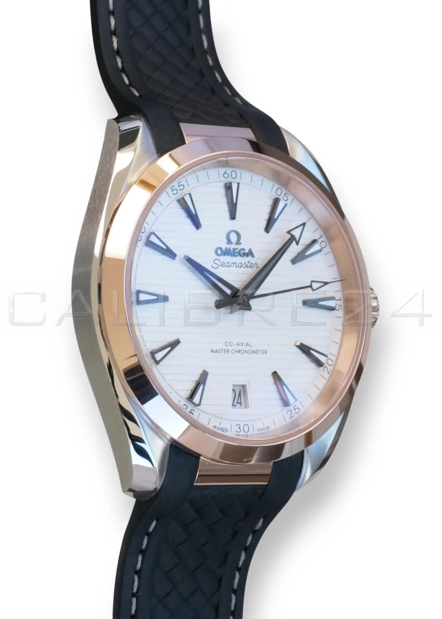 Omega Seamaster Aqua Terra 150M 41 steel and Sedna gold silver teak dial black rubber strap full set 2025 ref 220.22.41.21.02.001