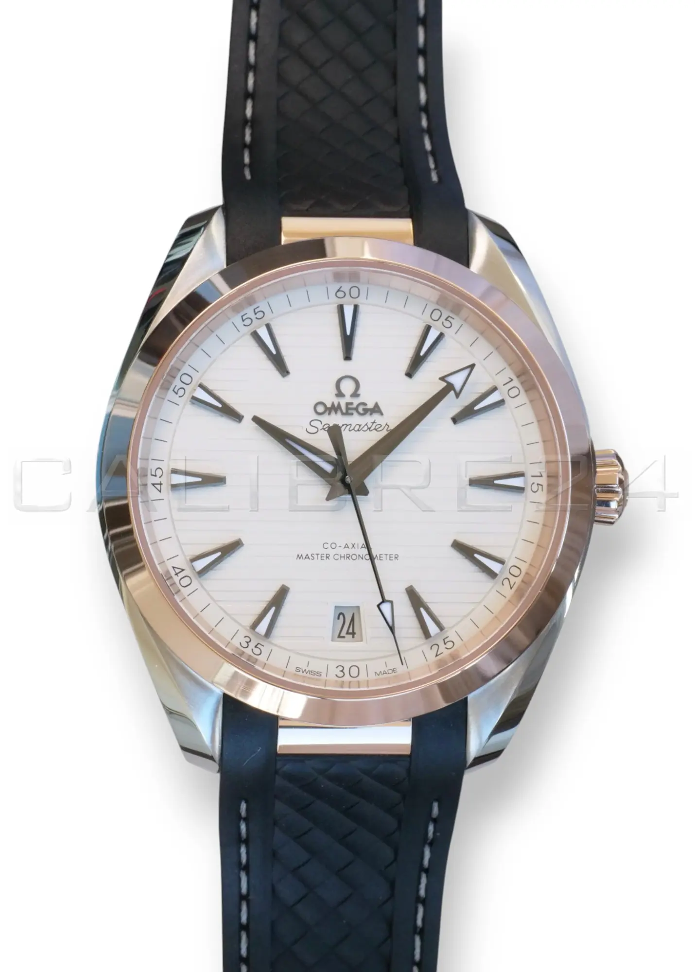 Omega Seamaster Aqua Terra 150M 41 steel and Sedna gold silver teak dial black rubber strap full set 2025 ref 220.22.41.21.02.001