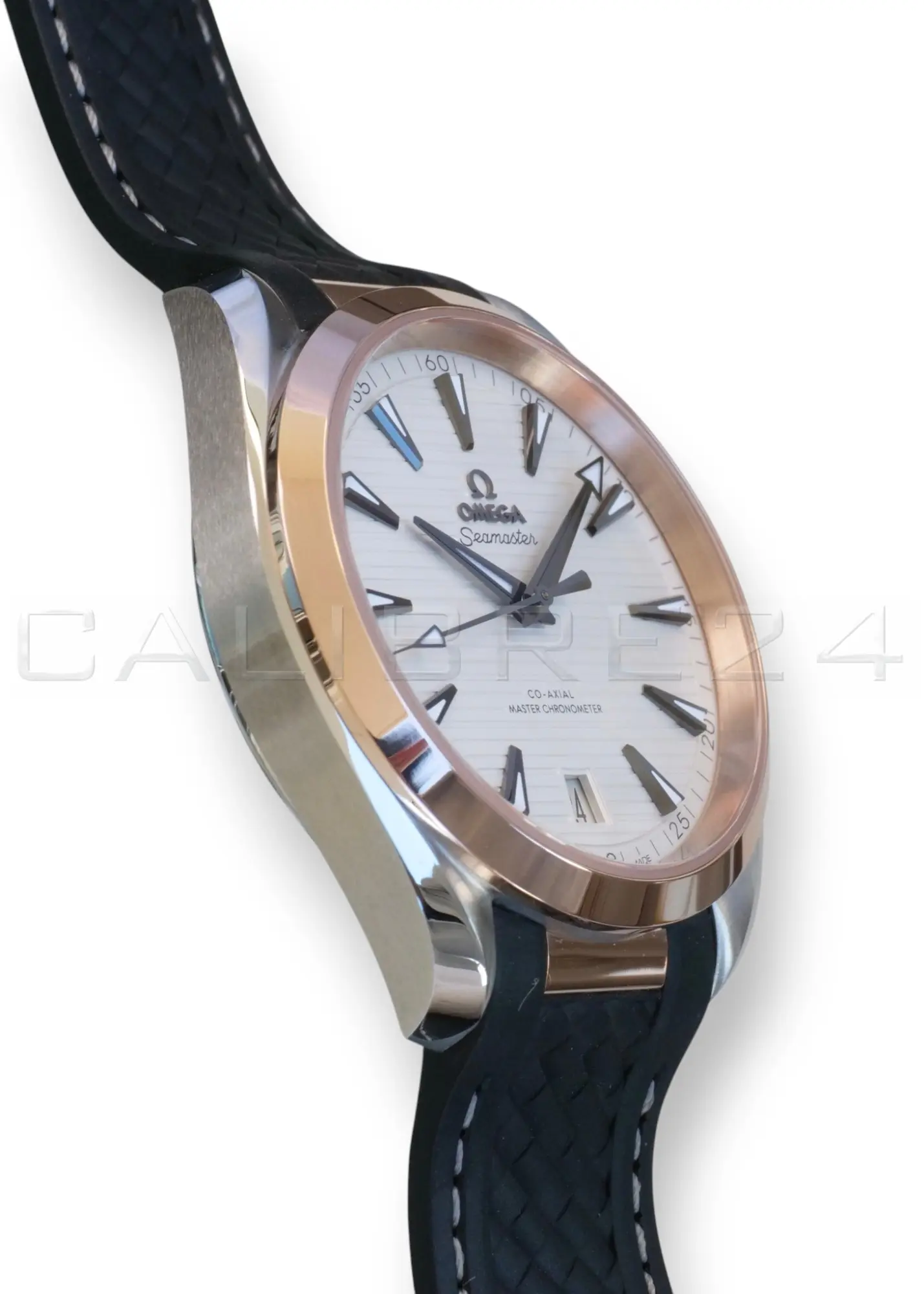 Omega Seamaster Aqua Terra 150M 41 steel and Sedna gold silver teak dial black rubber strap full set 2025 ref 220.22.41.21.02.001