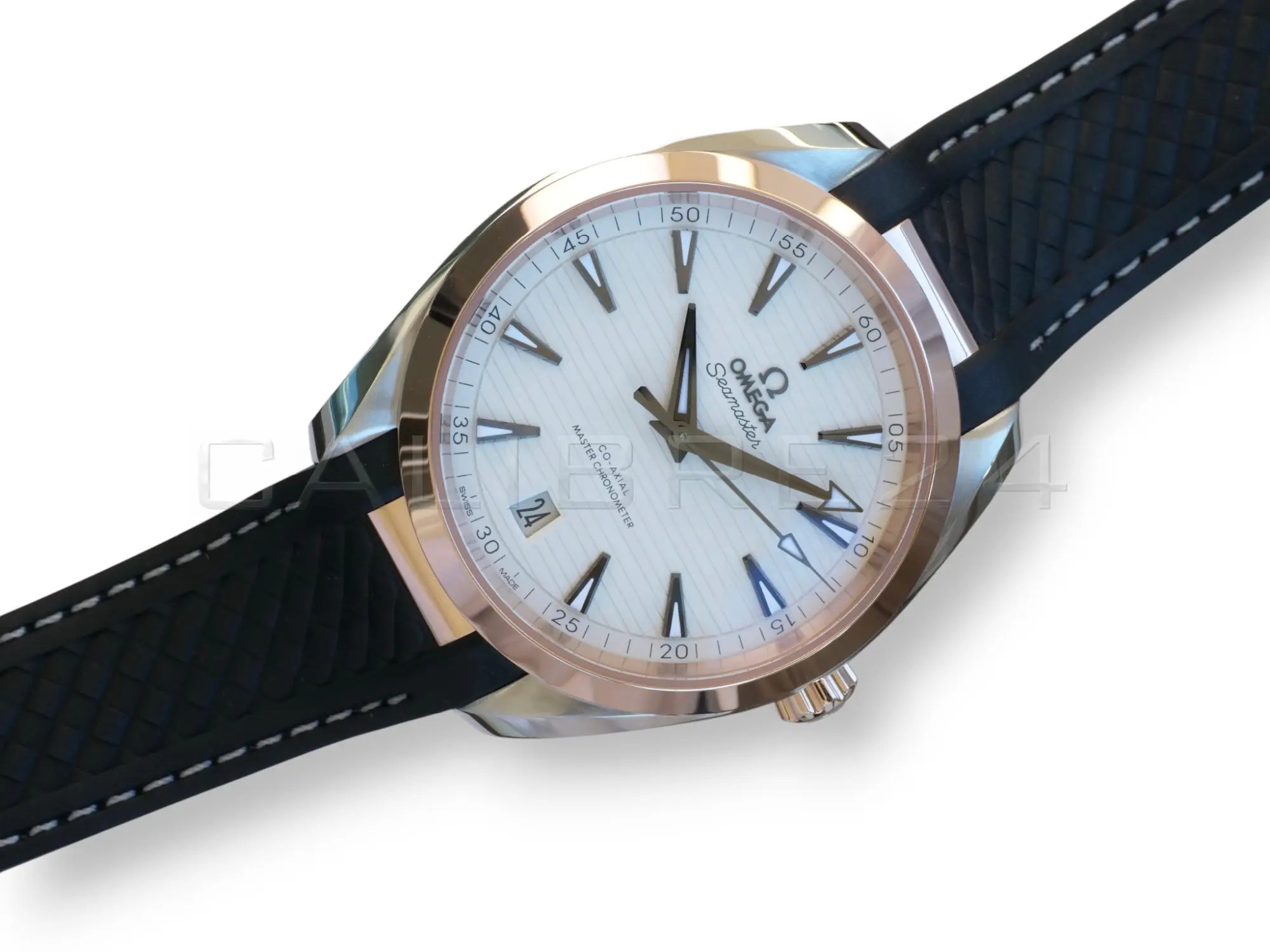 Omega Seamaster Aqua Terra 150M 41 steel and Sedna gold silver teak dial black rubber strap full set 2025 ref 220.22.41.21.02.001
