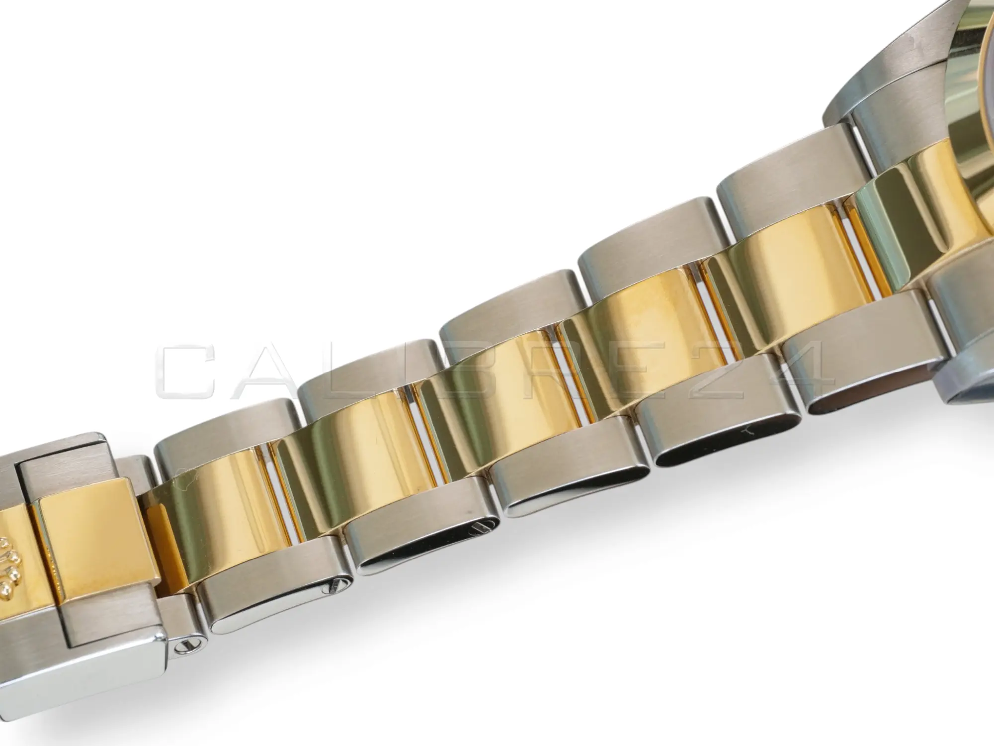Rolex Explorer 124273 Yellow Rolesor Oyster bracelet centre links yellow gold Oystersteel outer links Easylink clasp